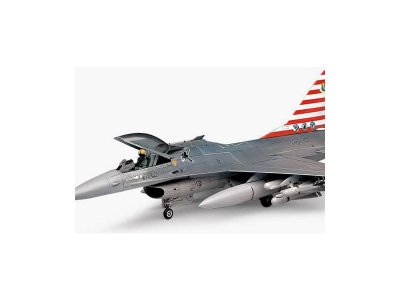 1/48 F-16C Falcon no.12259
