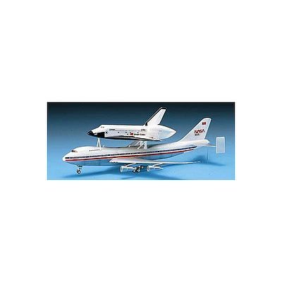 Academy 12708 Shuttle + B 747