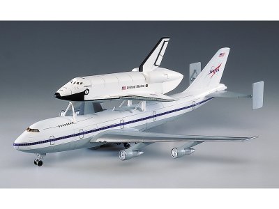 Academy 12708 Shuttle + B 747