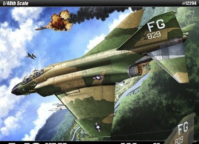 Academy McDonnell F-4C USAF Vietnam War (1:48)