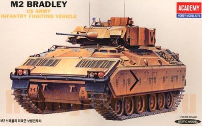 Academy 13237  M2 Bradley