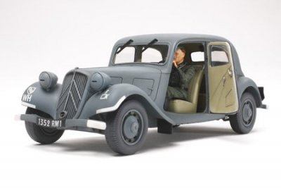 Tamiya 35301 Citroen 11CV