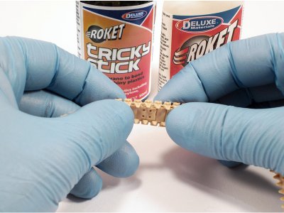 Tricky Stick přípravek na obtížně lepitelné plasty 50ml