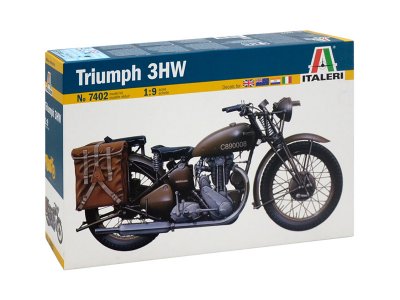Italeri 7402 Triumph 1:9