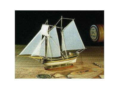 AMATI Hannah 1:300 kit do láhve