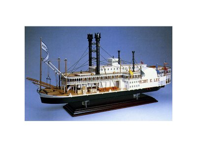 AMATI Robert E. Lee 1870 1:150 kit