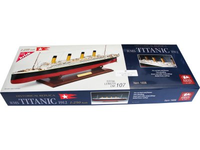 AMATI R.M.S. Titanic 1:250 kit