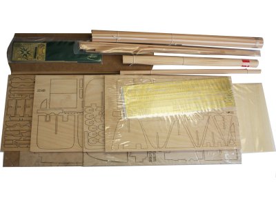 AMATI R.M.S. Titanic 1:250 kit