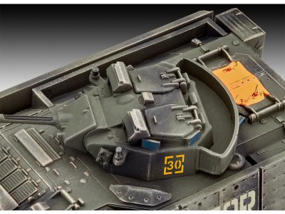 Revell 03144 Warrior MCV 1/72