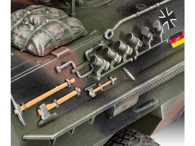 Revell 03256 Fuchs A4 1:35