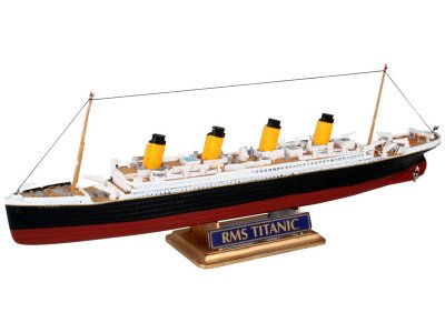 Revell 05804 1/1200 Titanic