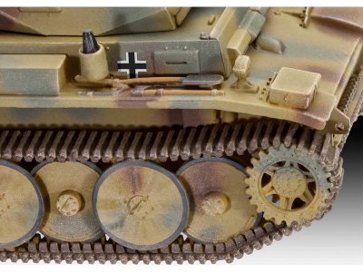 Revell 03266 Luchs 1:72