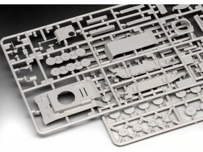 Revell 03266 Luchs 1:72