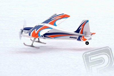 Kingfisher 1400mm ARF s koly, plováky a lyžemi