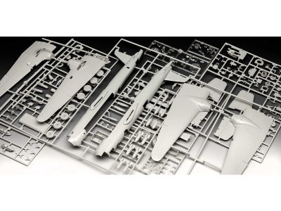 Revell 03913 Heinkel He177 A-5