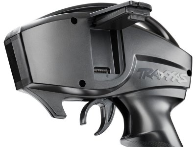 Traxxas Nitro Revo 1:8 TQi s BlueTooth RTR modré