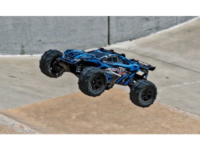 Traxxas Rustler 1:10 4WD RTR červený