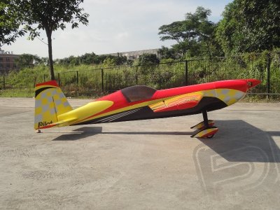 60" Extra 330SC 1520mm Žluto/Červeno/Černá