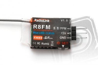 Přijímač R8FM Mini