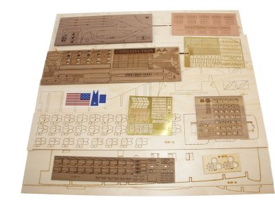 MAMOLI USS Constitution příčný řez 1:93