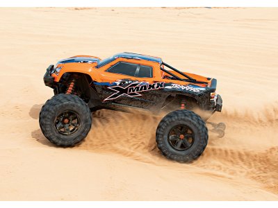 Traxxas X-Maxx 8S 1:5 4WD TQi RTR zelený