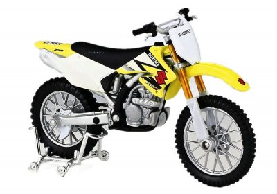 Suzuki RM-Z250 1:18 žlutá