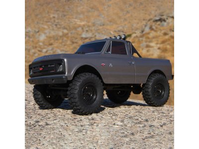 Axial SCX24 Chevrolet C10 1967 1:24 4WD RTR zelený
