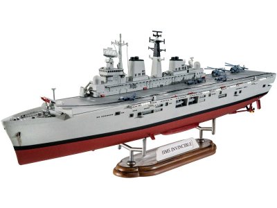Revell 05172 HMS Invincible