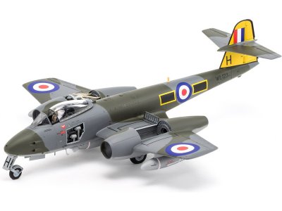 Airfix 09182 Gloster Meteor F8