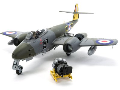 Airfix 09182 Gloster Meteor F8