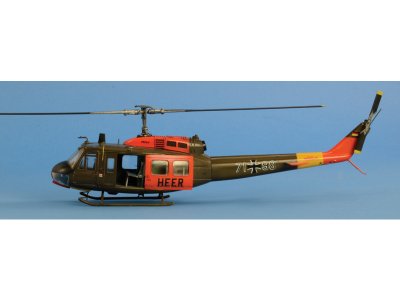 Italeri 849 UH-1D SLICK 1:48