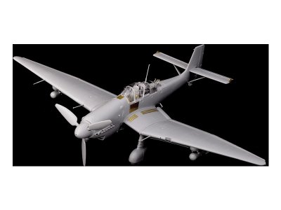 Italeri 2709 JU 87D-5 STUKA 1: