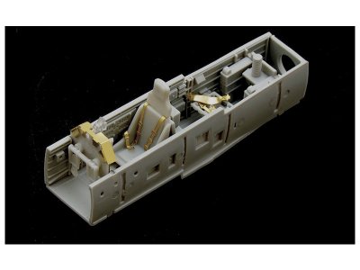Italeri 2709 JU 87D-5 STUKA 1: