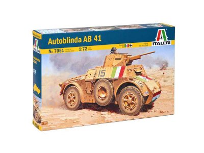Italeri 7051 Autoblinda AB41