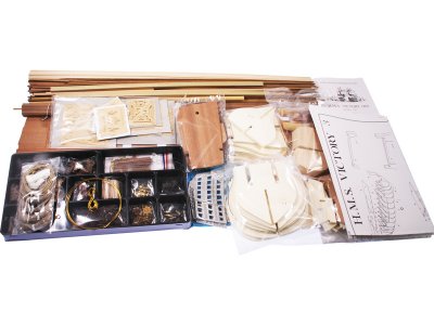 COREL H.M.S. Victory 1765 1:98 kit