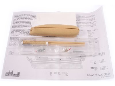 MINI MAMOLI Black Queen 1:135 kit