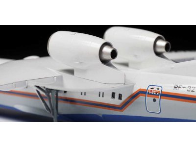 Zvezda 7034 Be-200 1:144