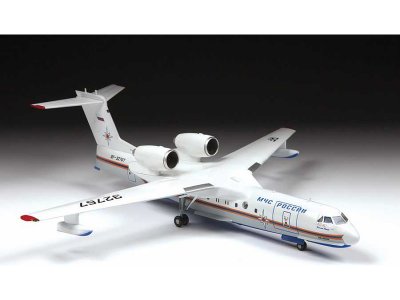 Zvezda 7034 Be-200 1:144