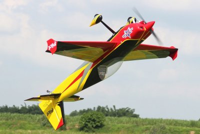 103" Slick 2600mm 120cc Žluto-Červeno-Černý