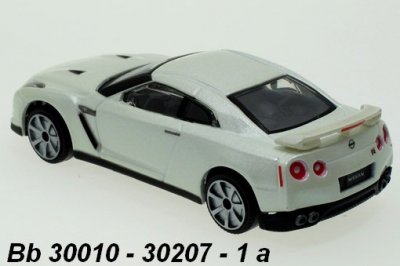 Nissan GT-R 2009 white 1:43