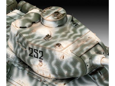 Revell 03319 T34/85 1:35