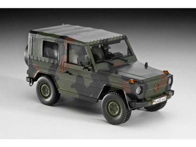 Revell 03277  Mercedes-Benz Wolf (1:35)