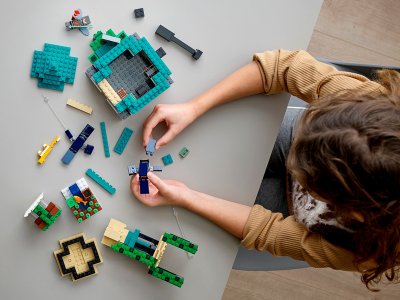LEGO Minecraft - Věž v oblacích