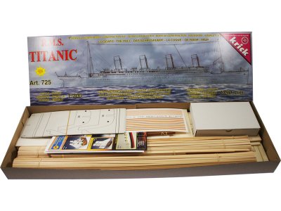 Mantua Model Titanic 1:200 kit