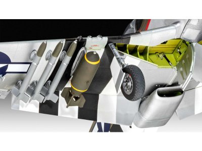 Revell 03838 P-51 D Mustang 1/