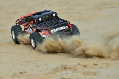 MAMMOTH XP - 1/10 Monster Truck 2WD - RTR - střídavý motor