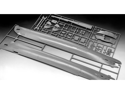 Revell 05177 německá ponorka Typ XXI (1:144)