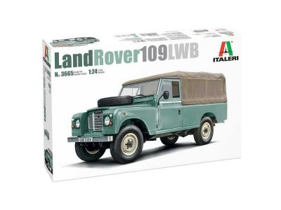 Italeri 3665 Land Rover 109 LWB (1:24)