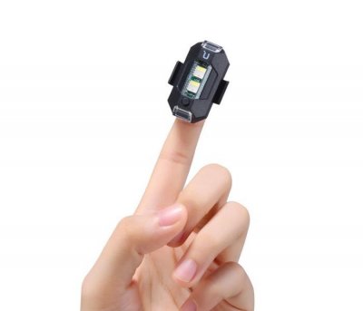 blikající LED světlo pro drony (s Aku)