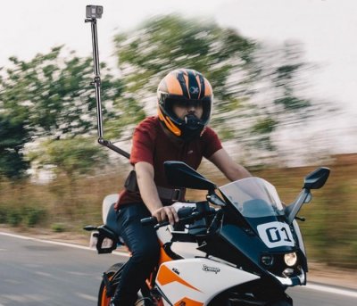 Insta360 ONE R - Bederní pás s nastavitelná prodlužovací tyč